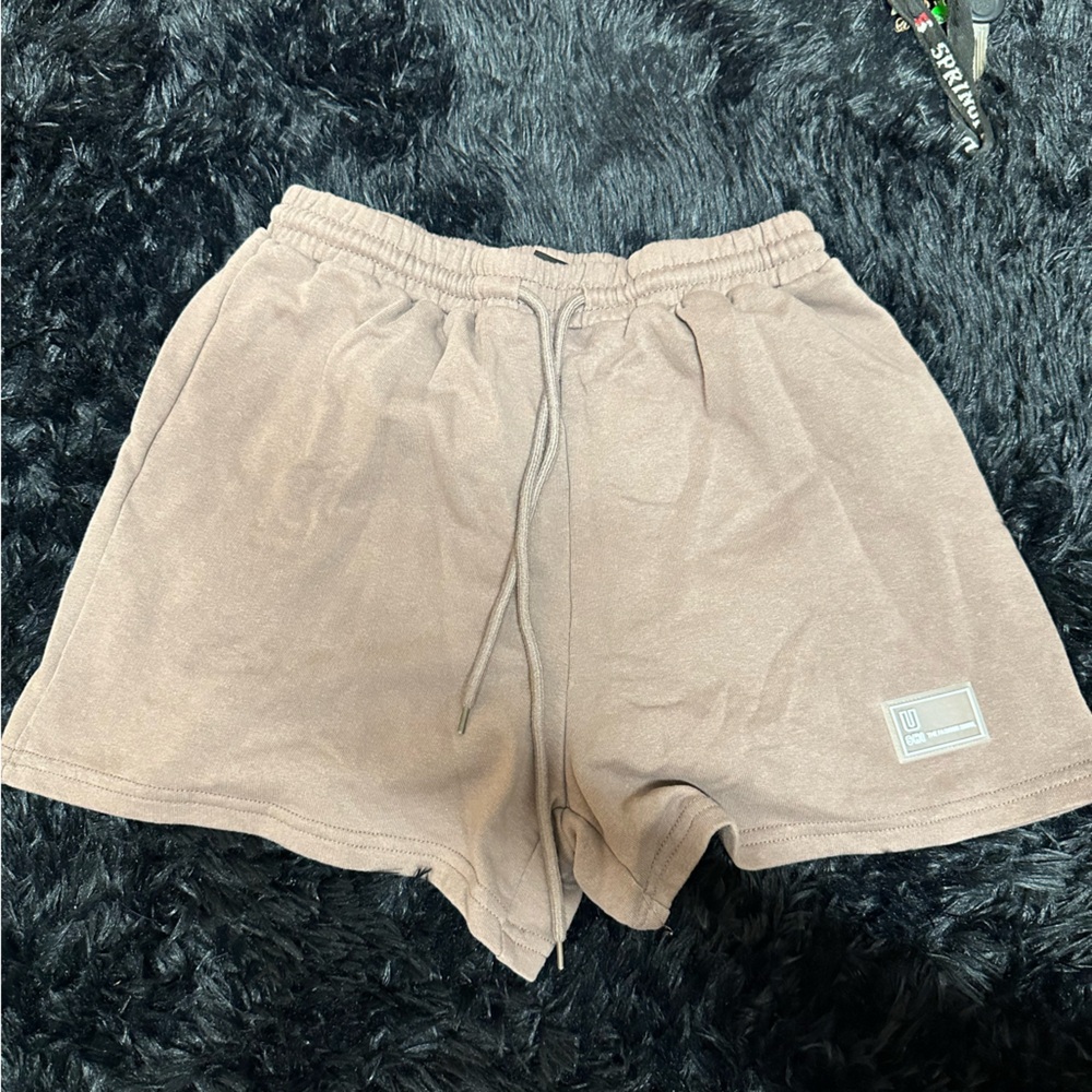 beige comfy shorts